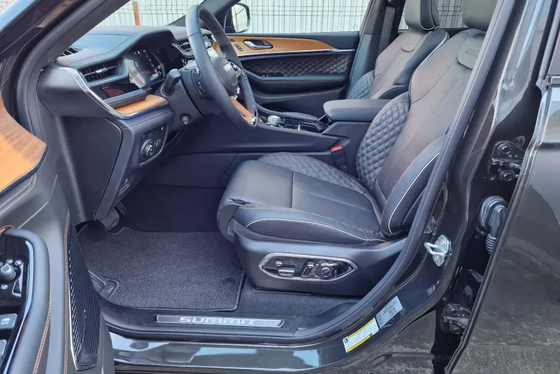 Jeep Grand Cherokee din 2024 cu 1 km - oferta JEE162803 - foto 13