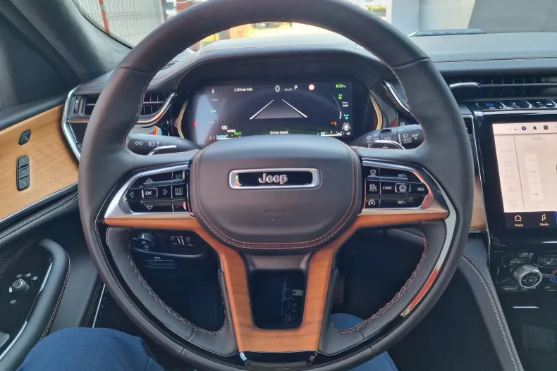 Jeep Grand Cherokee din 2024 cu 1 km - oferta JEE162803 - foto 32