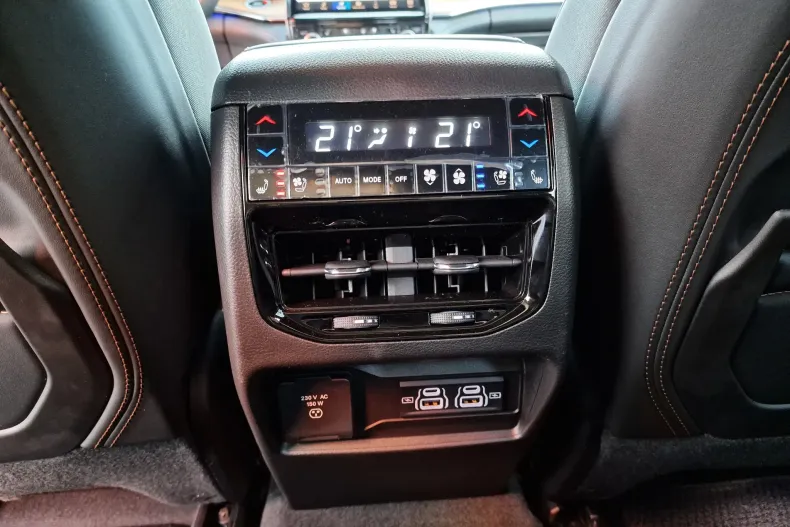 Jeep Grand Cherokee din 2024 cu 1 km - oferta JEE162803 - foto 35