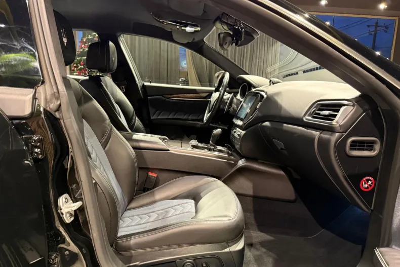 Maserati Ghibli din 2019 cu 3.447 km - oferta MAS162815 - foto 27