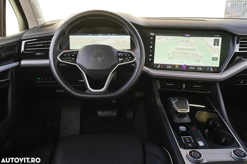 Volkswagen Touareg din 2021 cu 67.973 km - oferta VOL162826 - foto 14
