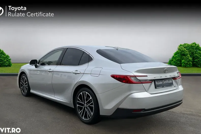 Toyota Camry din 2024 cu 16.304 km - oferta TOY162831 - foto 3