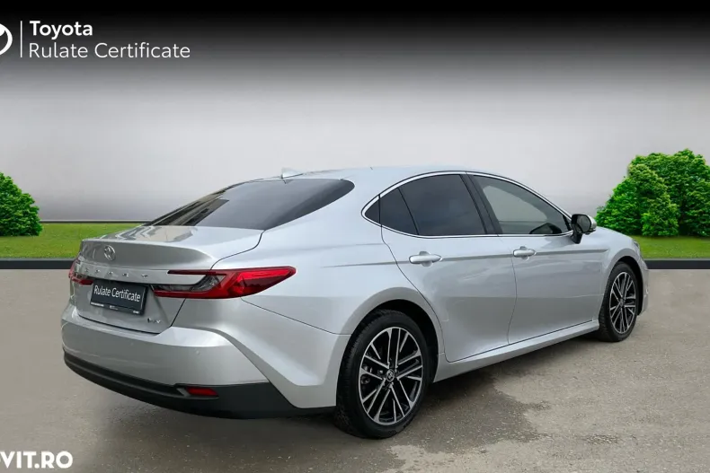 Toyota Camry din 2024 cu 16.304 km - oferta TOY162831 - foto 8
