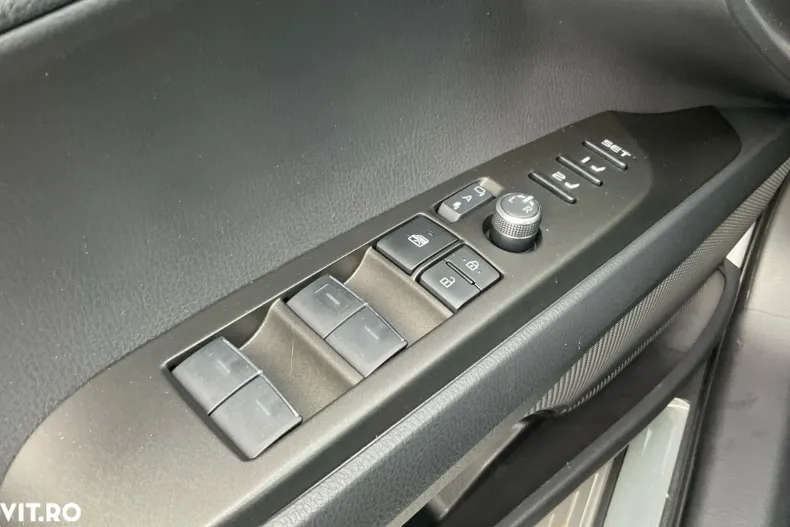 Toyota Camry din 2024 cu 16.304 km - oferta TOY162831 - foto 21