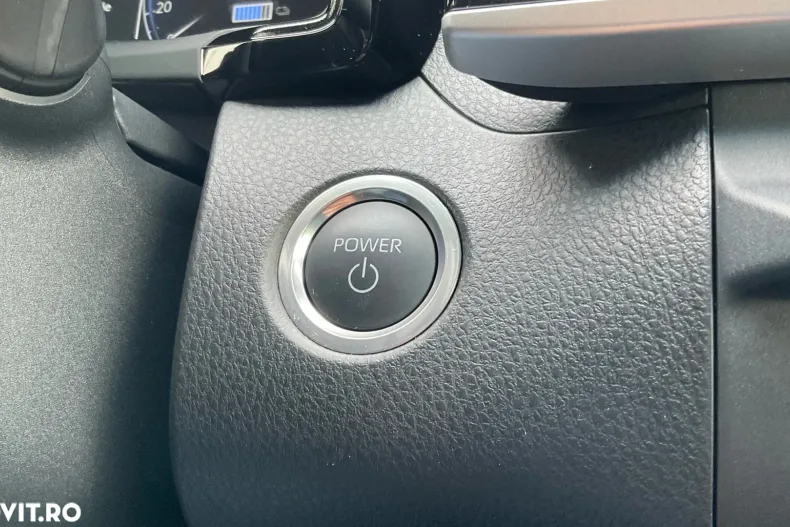 Toyota Camry din 2024 cu 16.304 km - oferta TOY162831 - foto 36