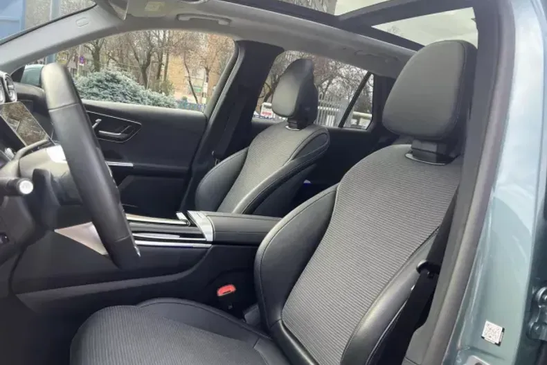 Mercedes-Benz GLC din 2024 cu 22.284 km - oferta MER162835 - foto 13