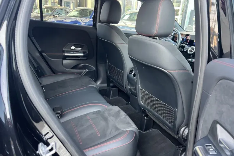 Mercedes-Benz GLA din 2024 cu 30.500 km - oferta MER162836 - foto 14