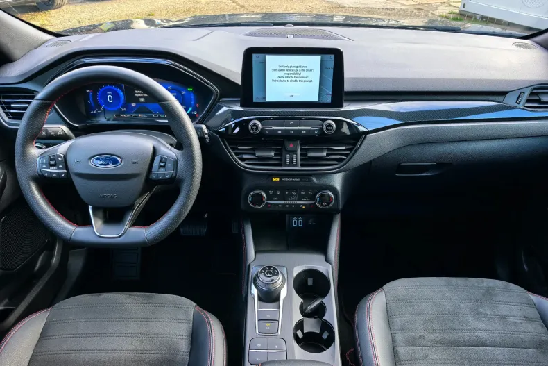 Ford Kuga din 2022 cu 74.916 km - oferta FOR162842 - foto 5