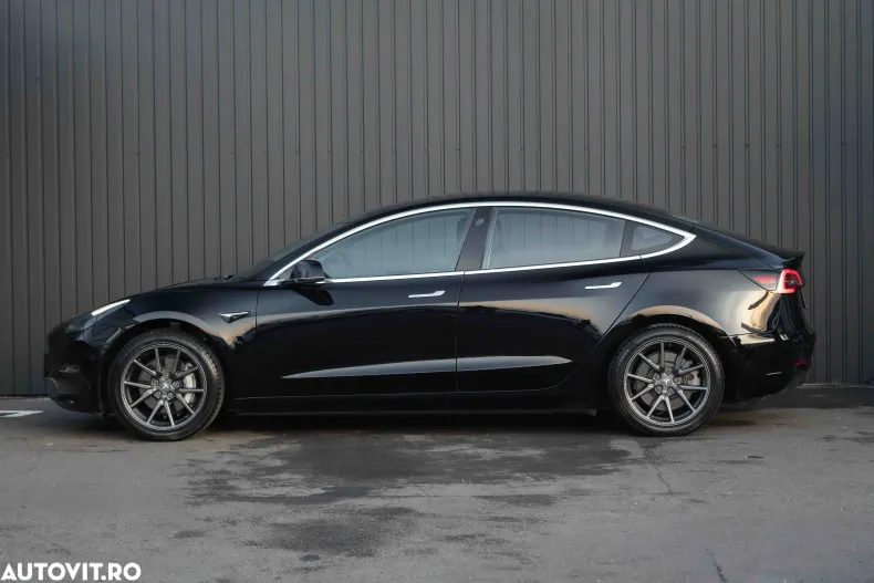 Tesla Model 3 din 2019 cu 115.981 km - oferta TES162843 - foto 9
