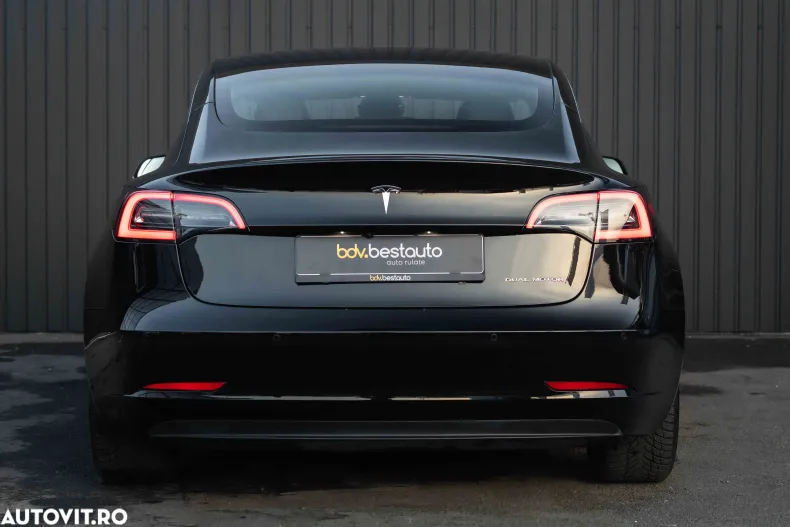 Tesla Model 3 din 2019 cu 115.981 km - oferta TES162843 - foto 10