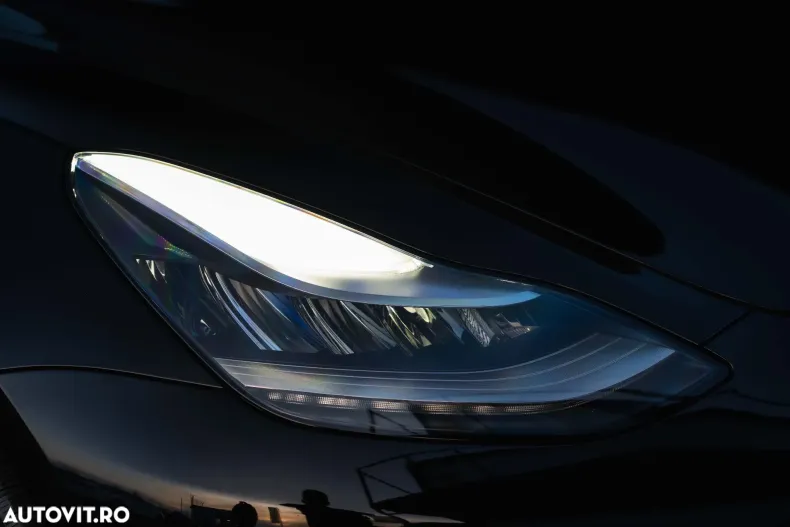 Tesla Model 3 din 2019 cu 115.981 km - oferta TES162843 - foto 11