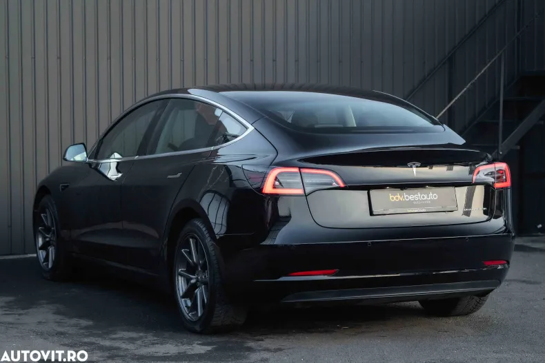 Tesla Model 3 din 2019 cu 115.981 km - oferta TES162843 - foto 25