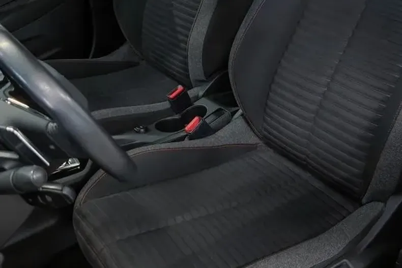 Peugeot 2008 din 2021 cu 109.414 km - oferta PEU162844 - foto 7