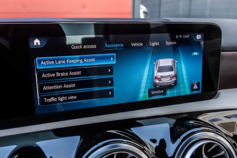 Mercedes-Benz A din 2021 cu 41.000 km - oferta MER162849 - foto 29