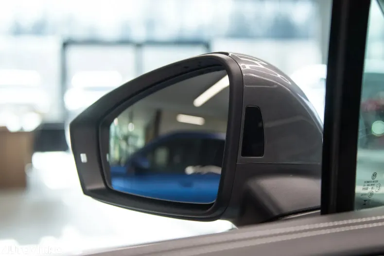 Volkswagen Touareg din 2025 cu 17.407 km - oferta VOL162851 - foto 12