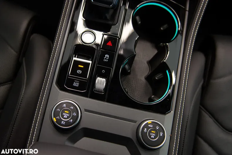 Volkswagen Touareg din 2025 cu 17.407 km - oferta VOL162851 - foto 29