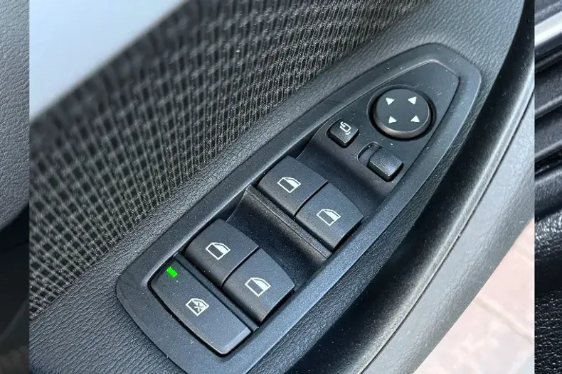 BMW X1 din 2020 cu 135.100 km - oferta BMW162853 - foto 34