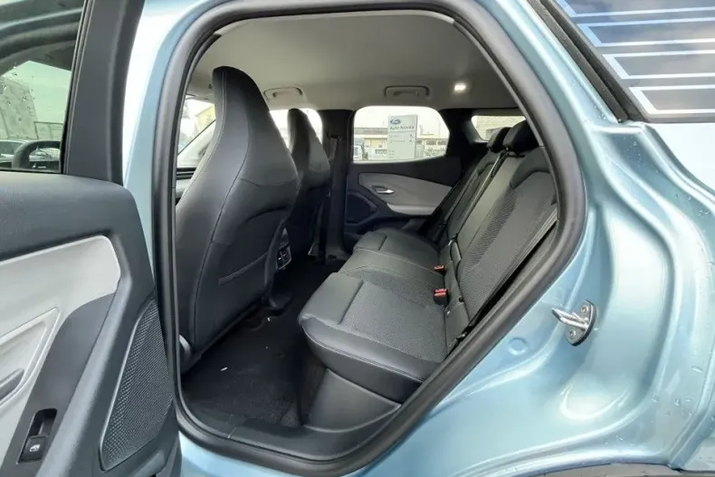 Ford Explorer din 2025 cu 1 km - oferta FOR162854 - foto 14