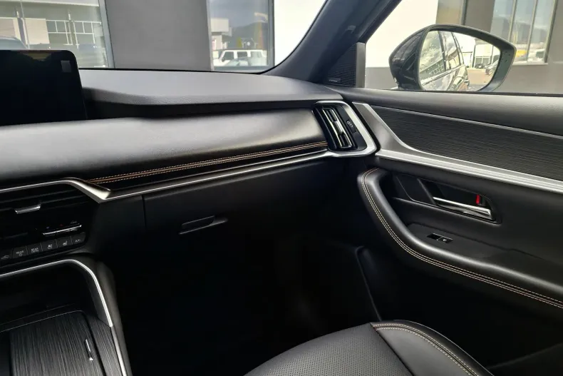 Mazda CX-80 din 2025 cu 1 km - oferta MAZ162871 - foto 9