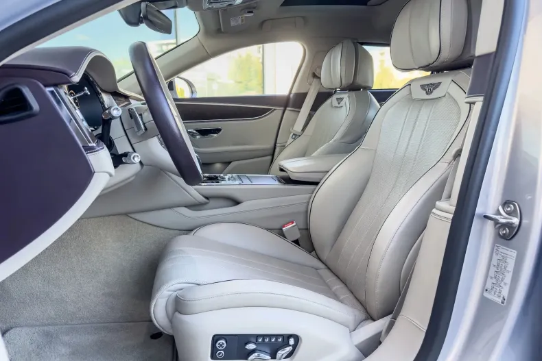 Bentley Flying Spur din 2023 cu 29.000 km - oferta BEN162875 - foto 11