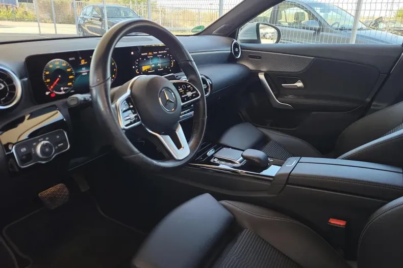 Mercedes-Benz A din 2020 cu 49.899 km - oferta MER162885 - foto 8