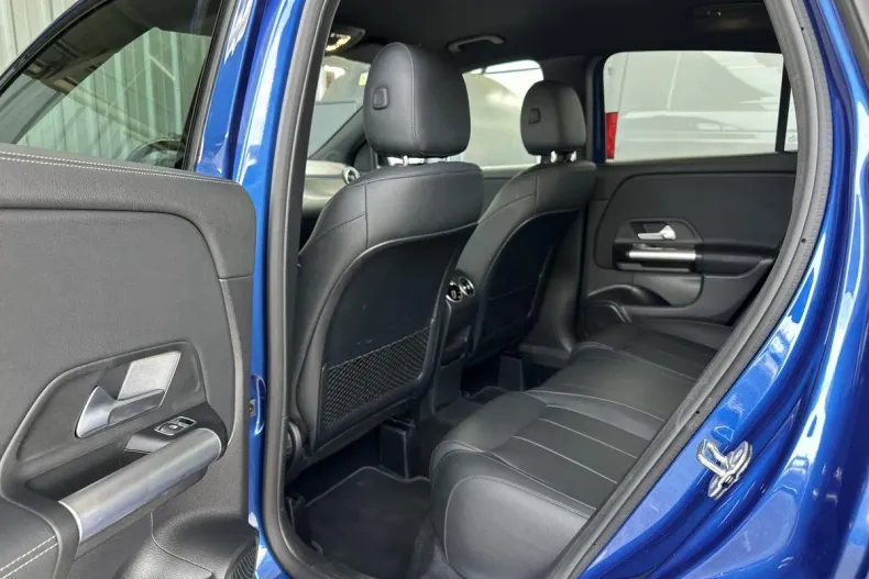 Mercedes-Benz GLA din 2024 cu 44.452 km - oferta MER162888 - foto 11