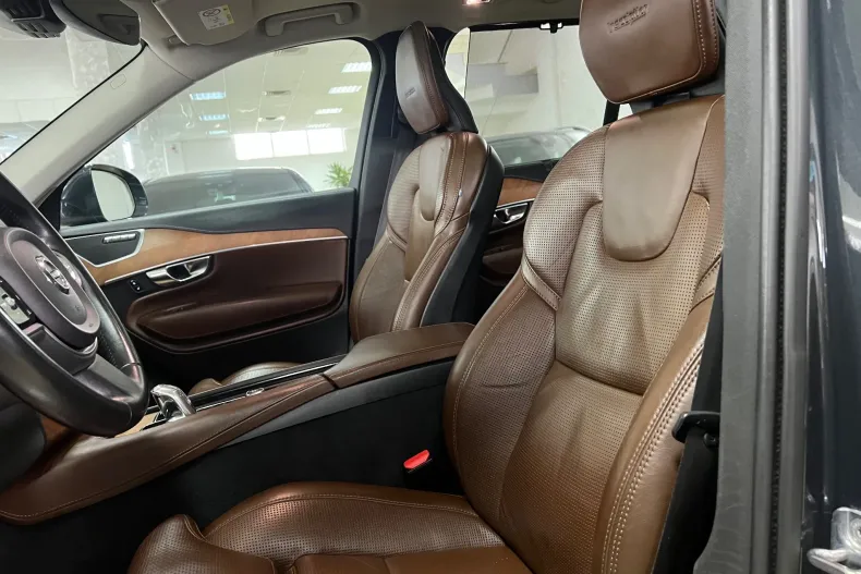 Volvo XC90 din 2019 cu 99.900 km - oferta VOL162892 - foto 26