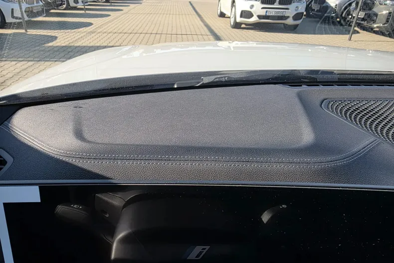 BMW i4 din 2023 cu 50.000 km - oferta BMW162898 - foto 17