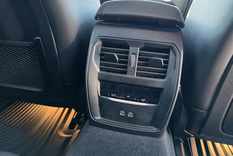 BMW i4 din 2023 cu 50.000 km - oferta BMW162898 - foto 21