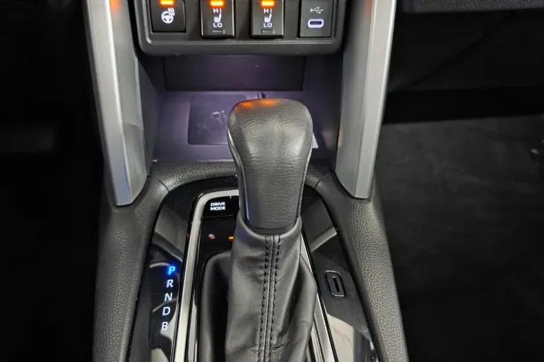 Toyota Corolla Cross din 2024 cu 16.800 km - oferta TOY162901 - foto 17