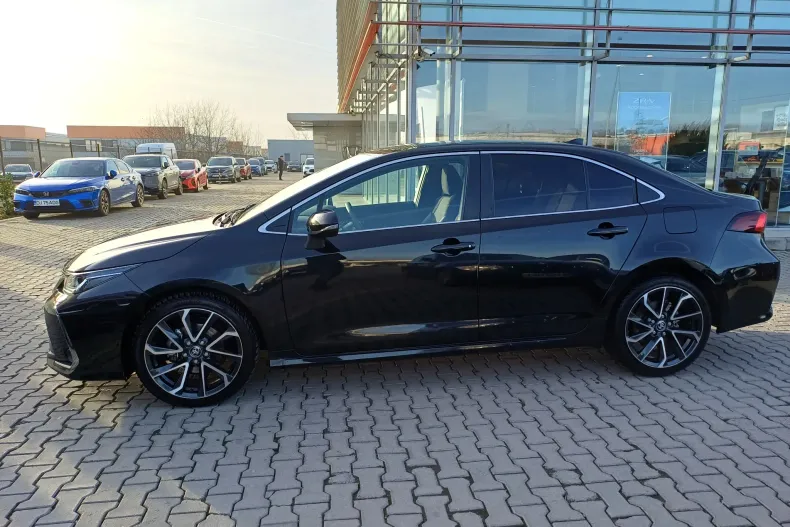 Toyota Corolla din 2023 cu 6.395 km - oferta TOY162902 - foto 4