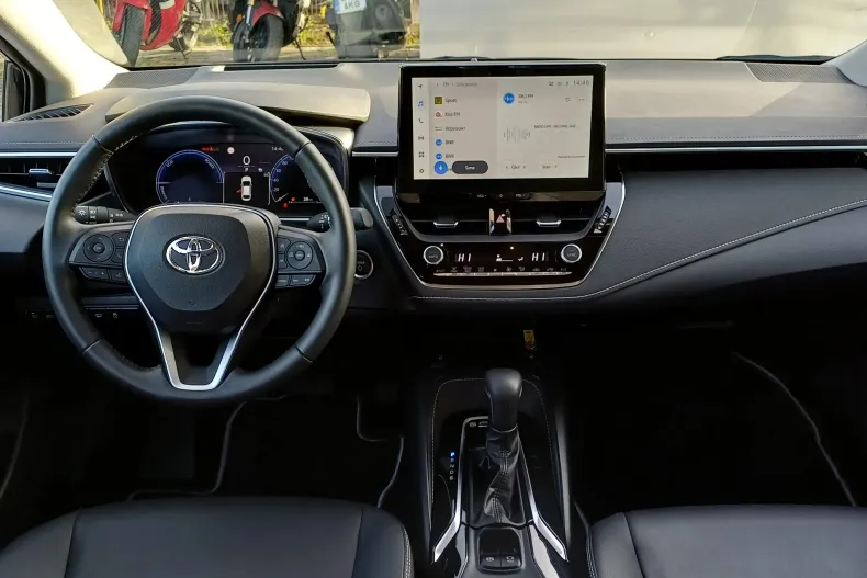 Toyota Corolla din 2023 cu 6.395 km - oferta TOY162902 - foto 13