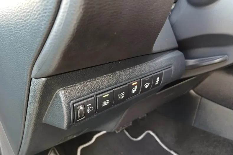 Toyota Corolla din 2023 cu 6.395 km - oferta TOY162902 - foto 17