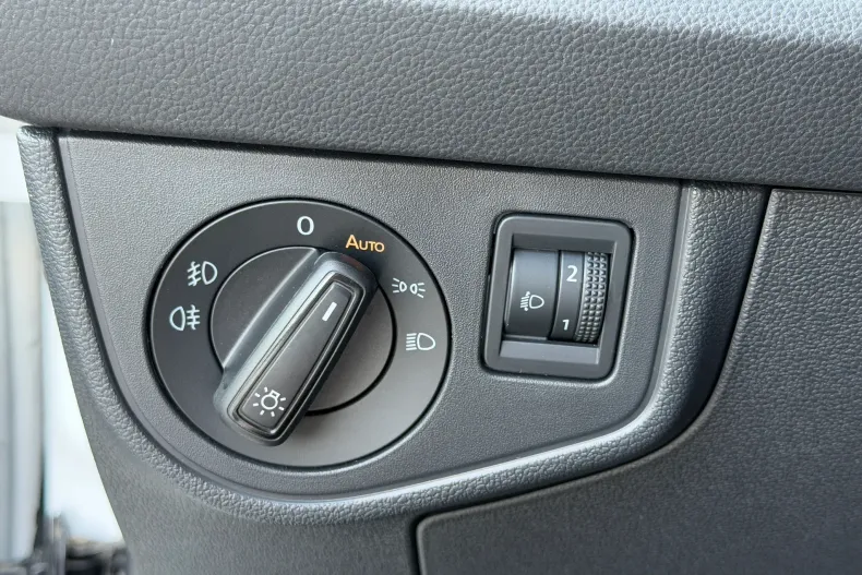 Volkswagen Taigo din 2024 cu 13.836 km - oferta VOL162905 - foto 12