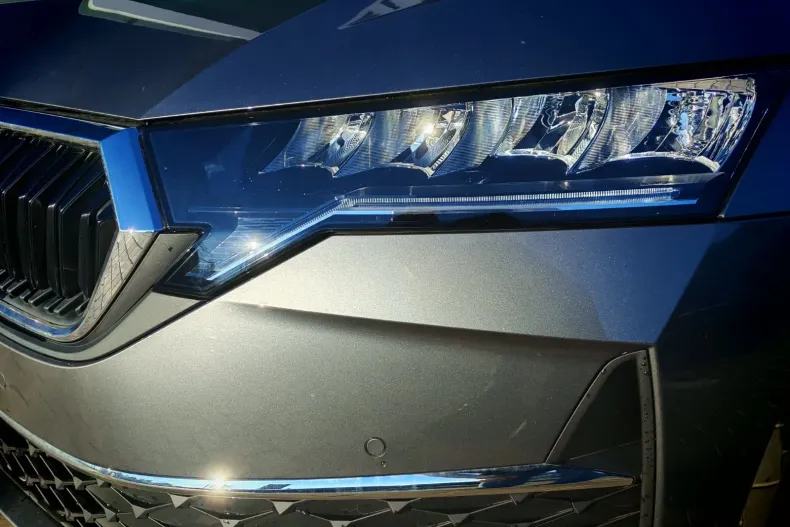 Skoda Octavia din 2025 cu 4 km - oferta SKO162920 - foto 8