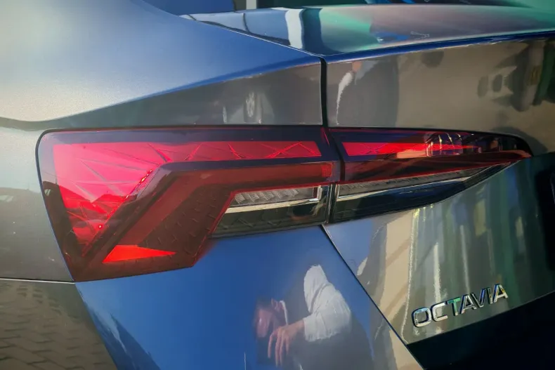 Skoda Octavia din 2025 cu 4 km - oferta SKO162920 - foto 9