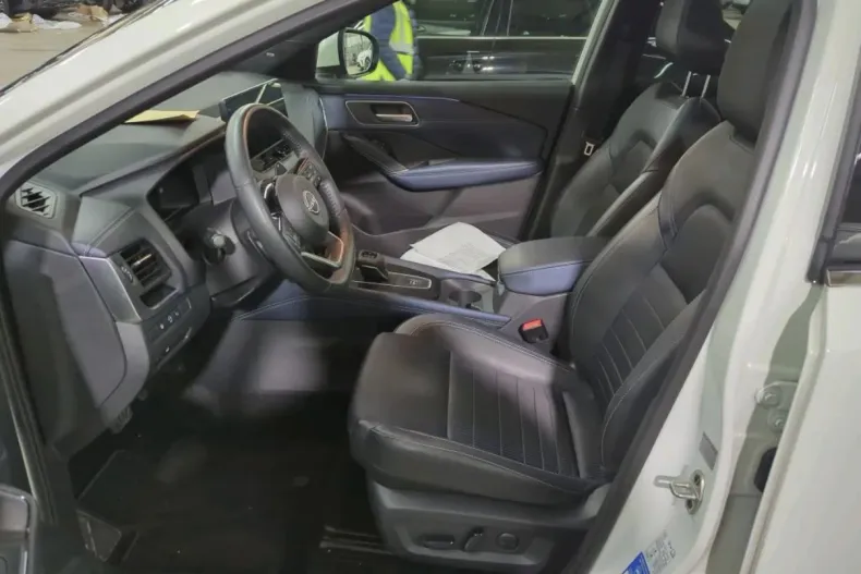 Nissan Qashqai din 2023 cu 57.600 km - oferta NIS162921 - foto 5