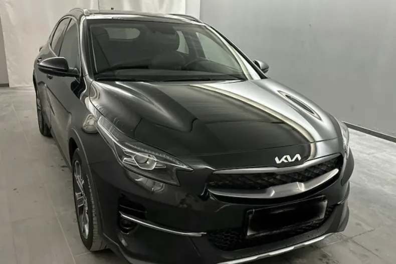 Kia XCeed din 2022 cu 47.800 km - oferta KIA162922 - foto 2