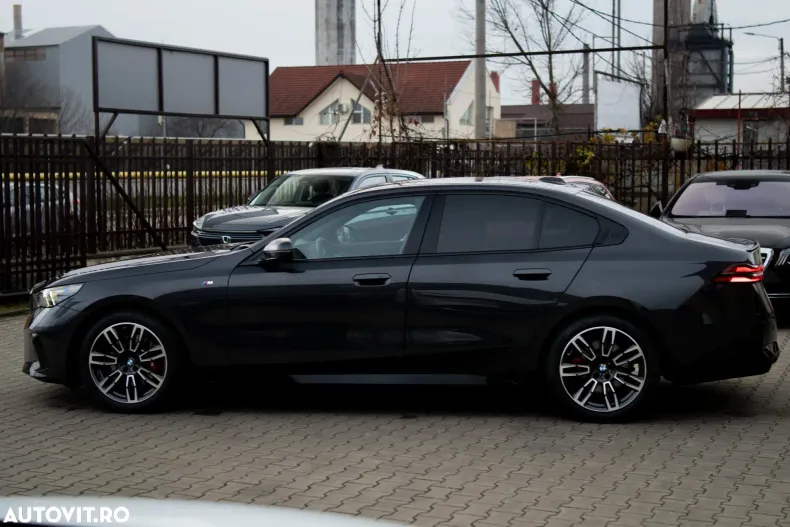 BMW Seria 5 din 2024 cu 24.990 km - oferta BMW162927 - foto 3
