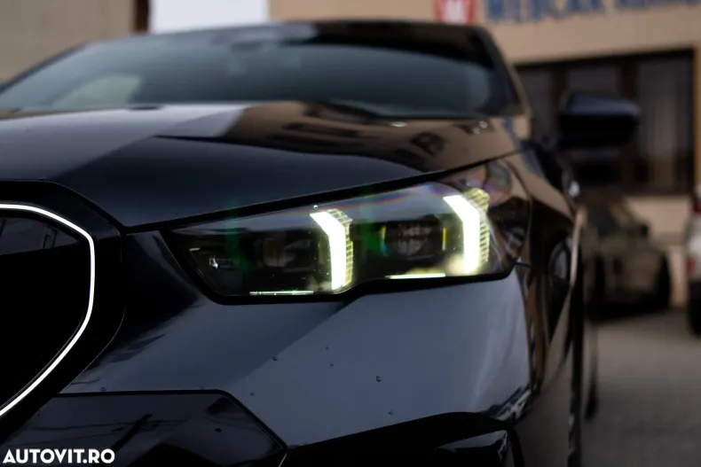 BMW Seria 5 din 2024 cu 24.990 km - oferta BMW162927 - foto 9