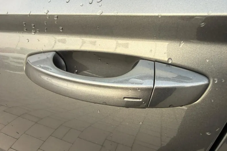 Skoda Karoq din 2025 cu 4.673 km - oferta SKO162931 - foto 13