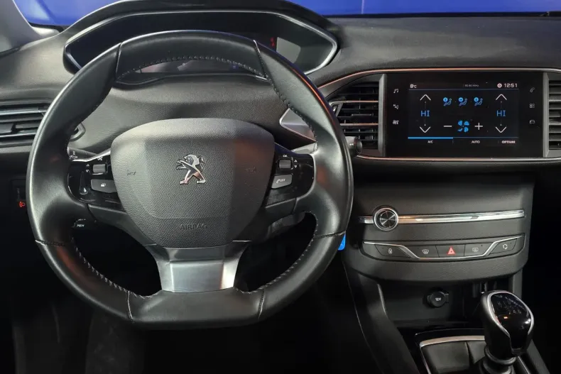 Peugeot 308 din 2020 cu 28.108 km - oferta PEU162932 - foto 13