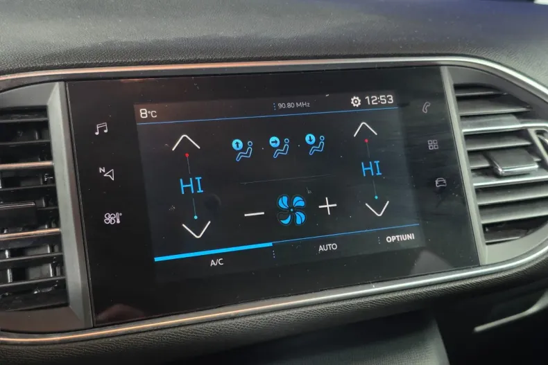 Peugeot 308 din 2020 cu 28.108 km - oferta PEU162932 - foto 23