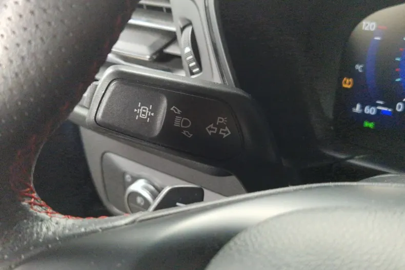 Ford Kuga din 2020 cu 65.733 km - oferta FOR162934 - foto 17