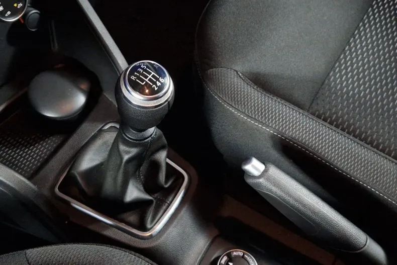 Dacia Duster din 2020 cu 98.595 km - oferta DAC162935 - foto 19