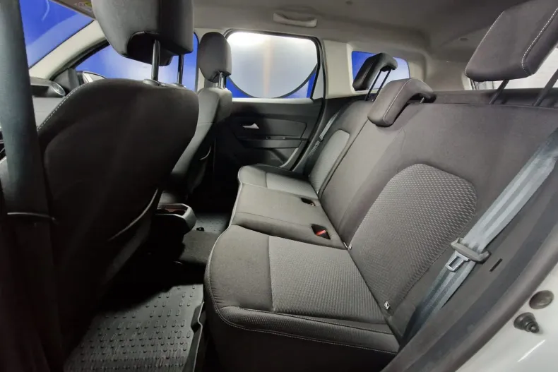 Dacia Duster din 2020 cu 98.595 km - oferta DAC162935 - foto 21