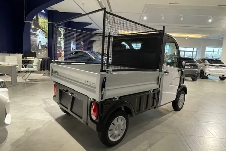 Aixam e-TRUCK din 2025 cu 1 km - oferta AIX162940 - foto 11