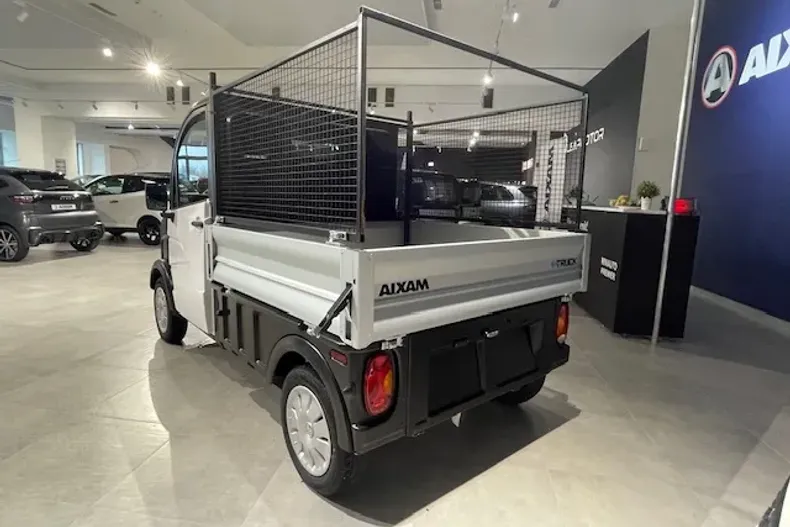 Aixam e-TRUCK din 2025 cu 1 km - oferta AIX162940 - foto 15