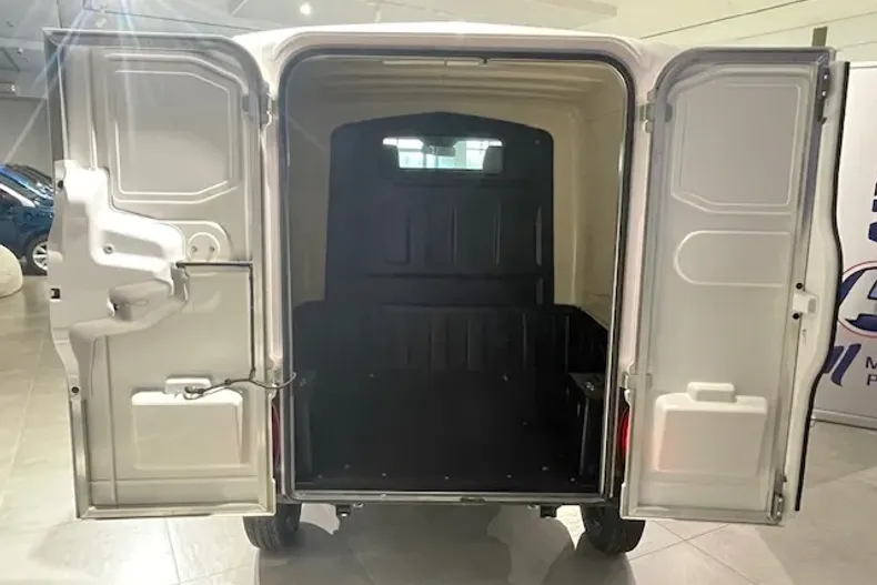 Aixam e-TRUCK din 2025 cu 1 km - oferta AIX162940 - foto 19