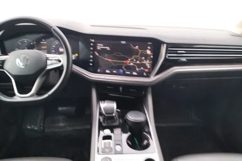 Volkswagen Touareg din 2021 cu 169.684 km - oferta VOL162948 - foto 10